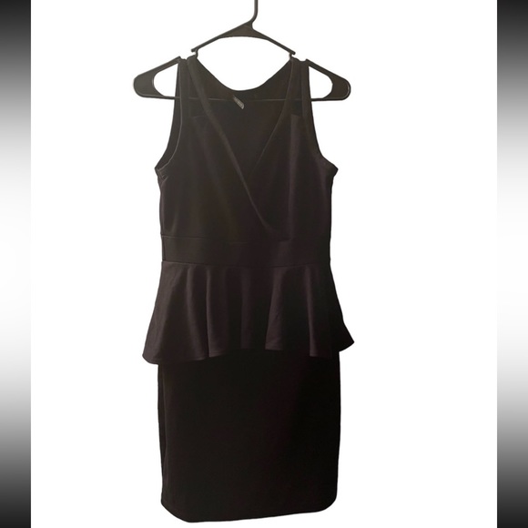 Black Peplum Dress Size L - Picture 3 of 4